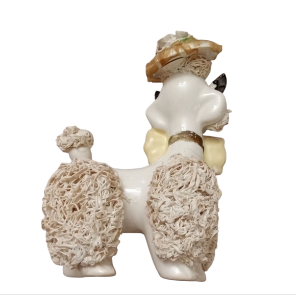 Vintage Spaghetti Poodle Figurine with Mask, Hat & Bow - Picture 5 of 6